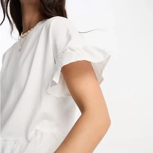 NWT In The Style x Jac Jossa White Poplin Frill T-Shirt - Picture 2 of 8